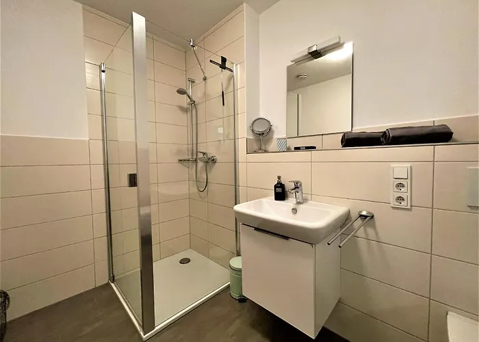 Moselufer, Aussicht Auf Burg Und Mosel, Barrierefrei , Balkon コッヘム